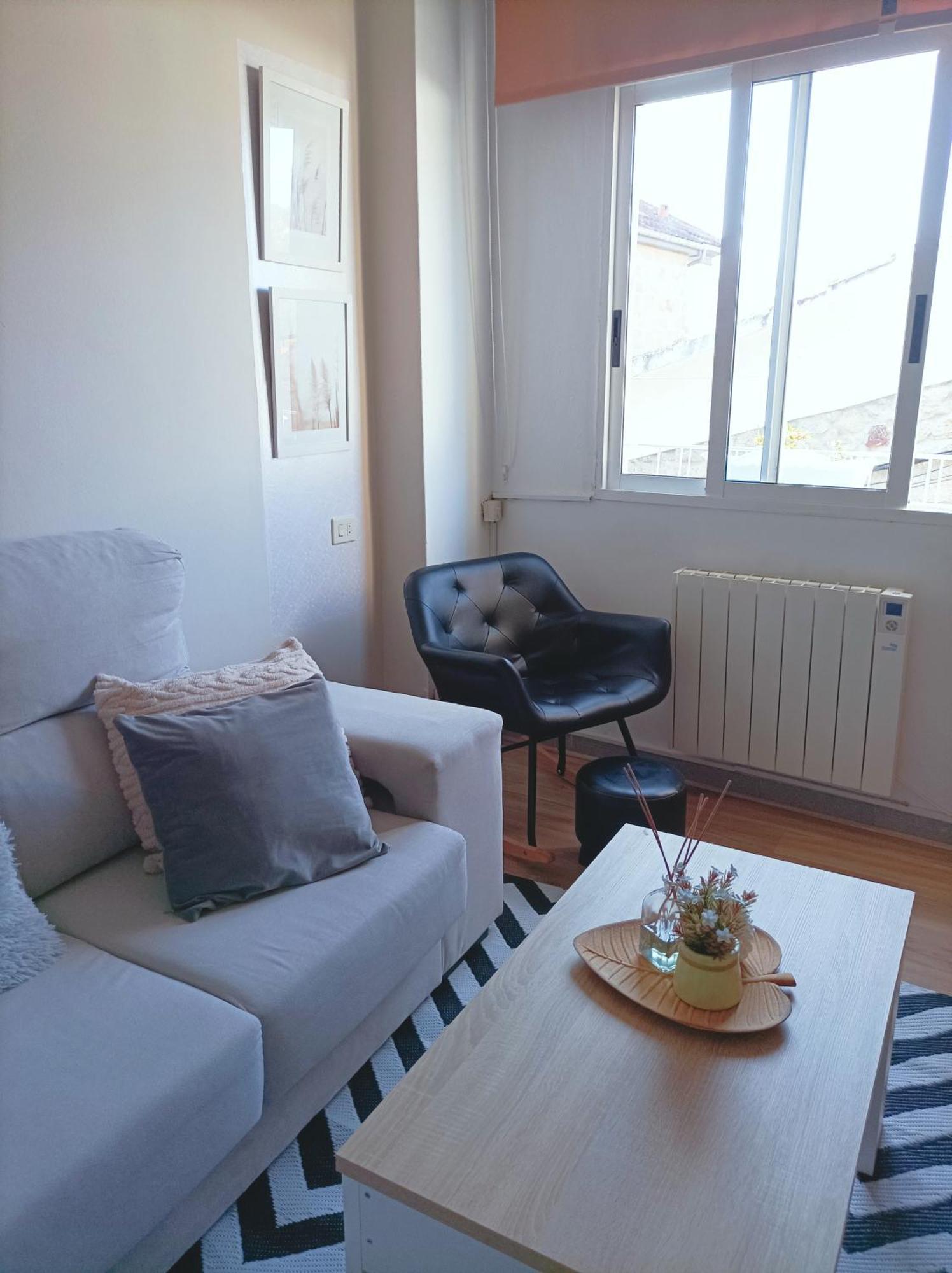 Apartamento Sobreira En Centro Allariz Con Wifi エクステリア 写真